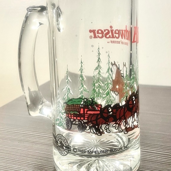 Budweiser Dining Vintage Budweiser Collectible Mug Circa 989 Poshmark